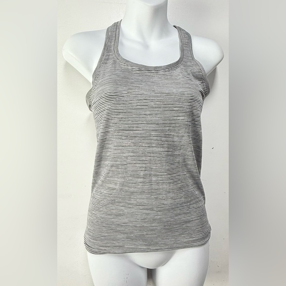 Lululemon Athletica Gray Fitted Sleeveless Tank Top - Picture 1 of 6